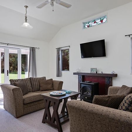 Brookhaven Cottage Renwick Экстерьер фото